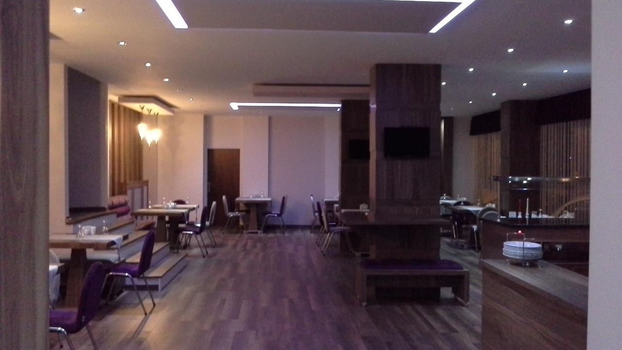 Hande Hotel Mustafakemalpaşa Exteriér fotografie